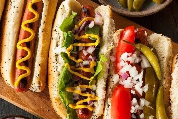 Dog Days Hot Dogs and Burgers- Hot dogs | Photo: Restaurantguru.com | 6025 Peachtree Pkwy #3, Peachtree Corners, GA 30092