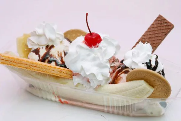 A sundae from la Moreliana in Plaza Fiesta.
