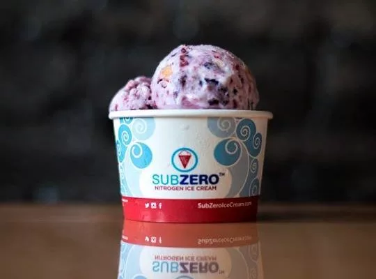 Subzero Nitrogen Ice Cream | Photo: Facebook.com/subzeroicecream
