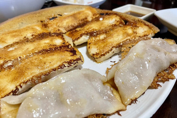 Lan Zhou Ramen - Pan Fried Dumplings | Photo: Yelp | 5231 Buford Hwy NE, Doraville, GA 30340