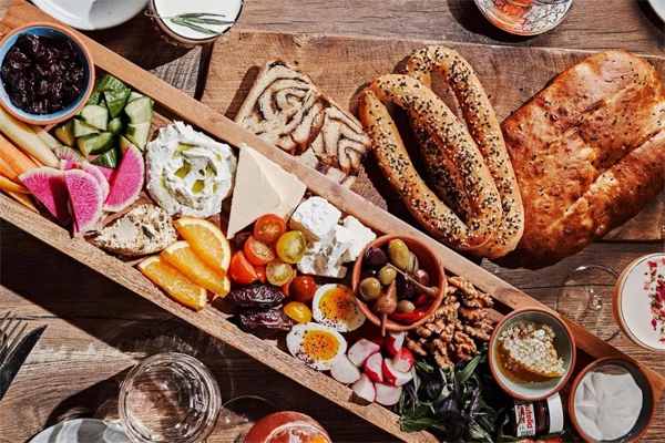 brunch at del bar |  870 Inman Vlg Pkwy NE Suite 1, Atlanta, GA 30307