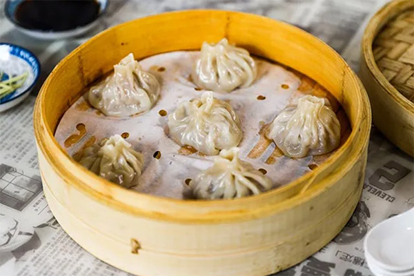 soup dumplings from hawkers