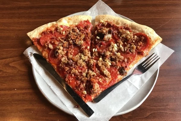 Oz Pizza- East Point- Pizza | Photo: Yelp.com | 2805 Main St, East Point, GA 30344 