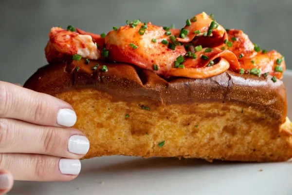 A tasty Lobster Roll 