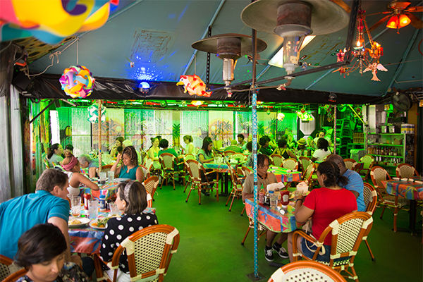 R. Thomas Grill – Interior | Photo: rthomasdeluxegrill.net | 1812 Peachtree Rd NE, Atlanta, GA 30309