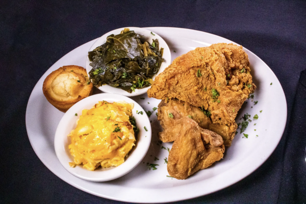 Paschal's Restaurant - Fried Chicken and Sides | Photo: paschalsatlanta.com | 180 Northside Dr SW, Atlanta, GA 30313